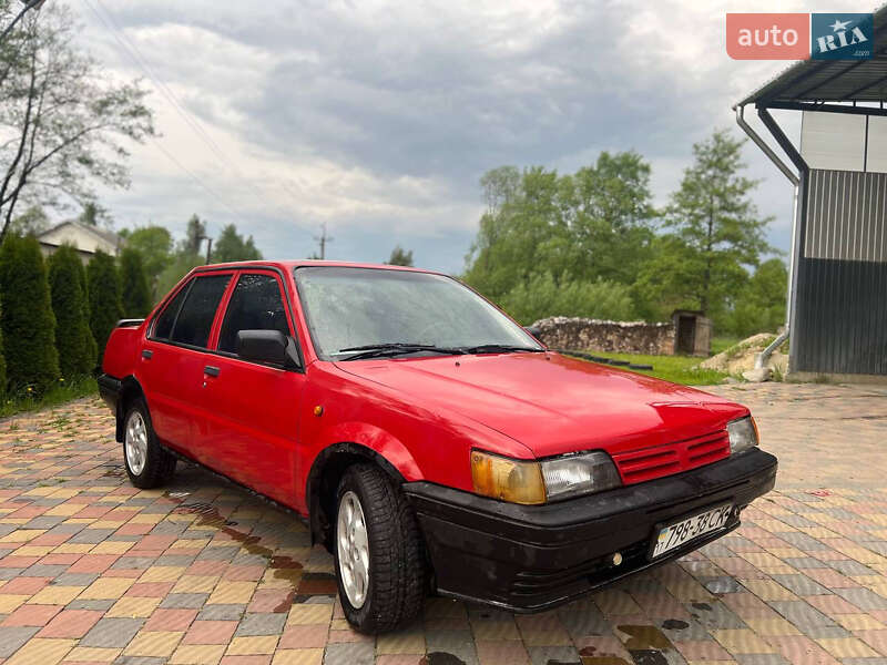 Седан Nissan Sunny 1987 в Долине