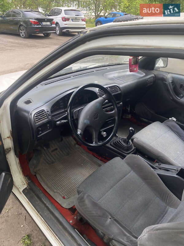 Седан Nissan Sunny 1994 в Черкасах