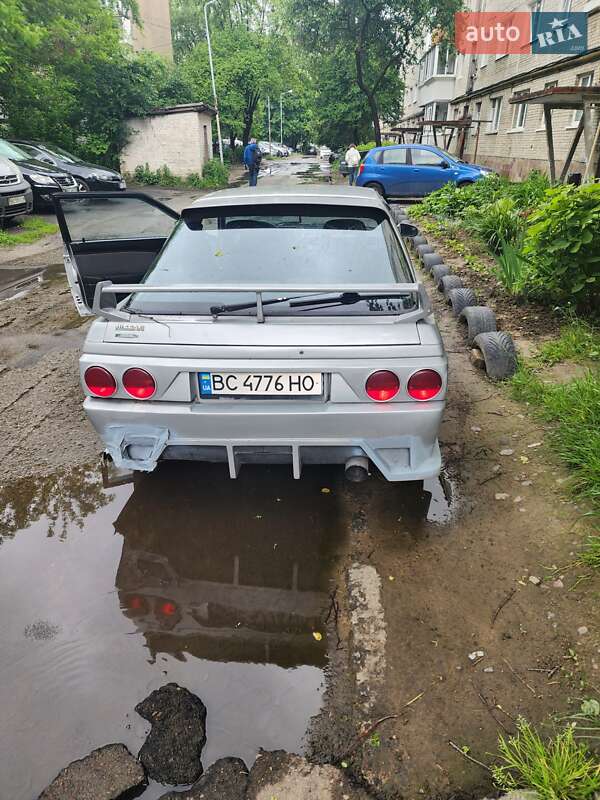Купе Nissan Sunny 1989 в Львове