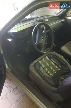 Хетчбек Nissan Sunny 1988 в 