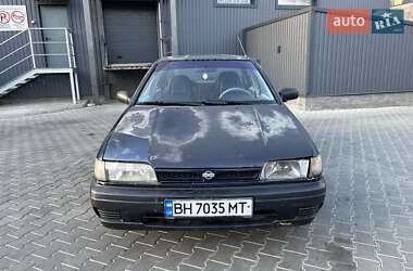 Седан Nissan Sunny 1991 в Одессе