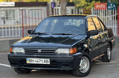 Седан Nissan Sunny 1989 в Одессе