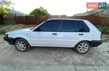 Седан Nissan Sunny 1987 в Одесі
