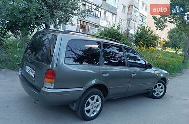 Седан Nissan Sunny 1992 в Виннице