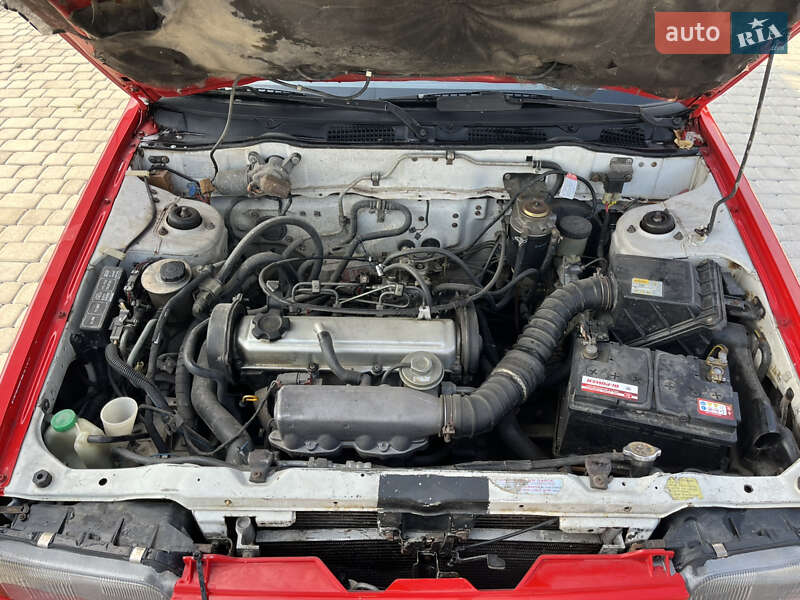 Седан Nissan Sunny 1986 в Виноградові