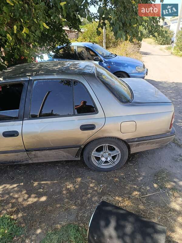 Седан Nissan Sunny 1996 в Николаеве фото 2 Седан Nissan Sunny 1996 в Николаеве