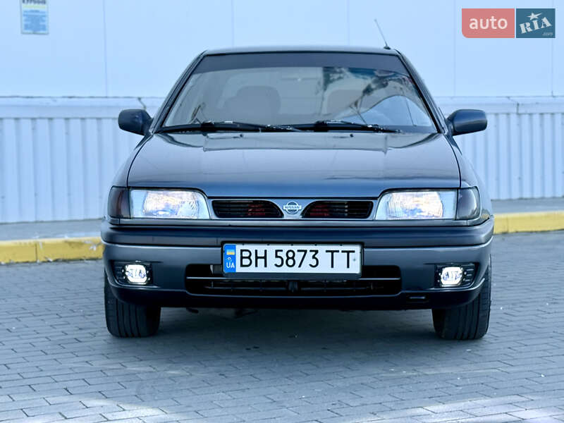 Nissan Sunny 1992