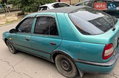 Седан Nissan Sunny 1994 в Николаеве