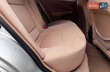 Седан Nissan Sunny 2007 в 