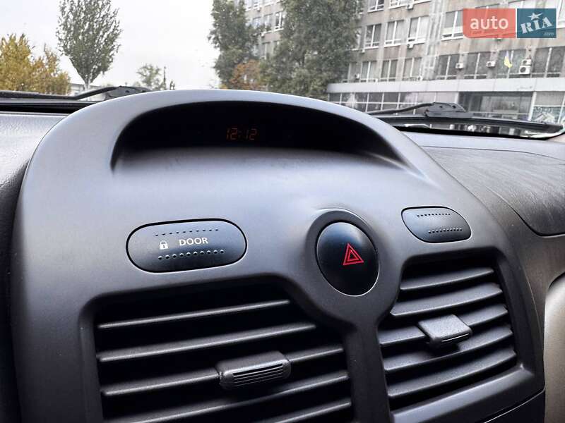 Седан Nissan Sunny 2007 в Дніпрі фото 17 Седан Nissan Sunny 2007 в Дніпрі