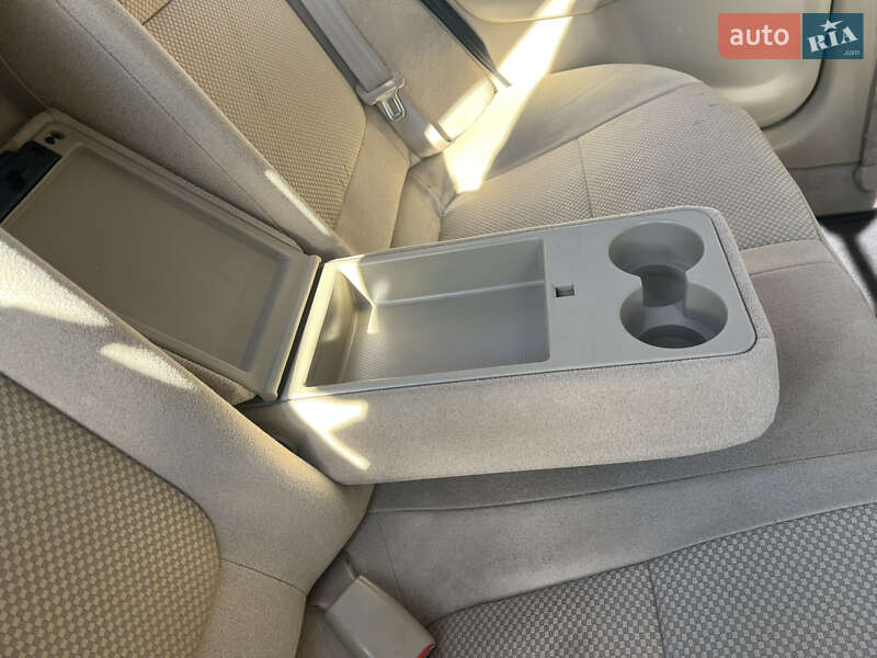 Седан Nissan Sunny 2007 в Киеве фото 19 Седан Nissan Sunny 2007 в Киеве