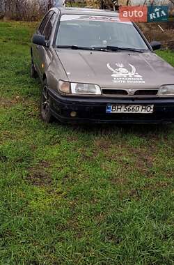 Седан Nissan Sunny 1991 в Новоборисовке