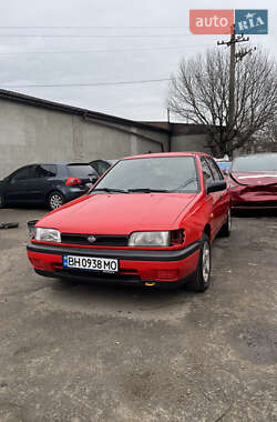 Седан Nissan Sunny 1991 в Одессе