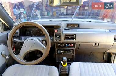 Хетчбек Nissan Sunny 1990 в Полтаві