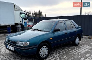 Седан Nissan Sunny 1995 в Ланівці