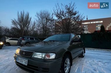 Седан Nissan Sunny 1996 в Киеве
