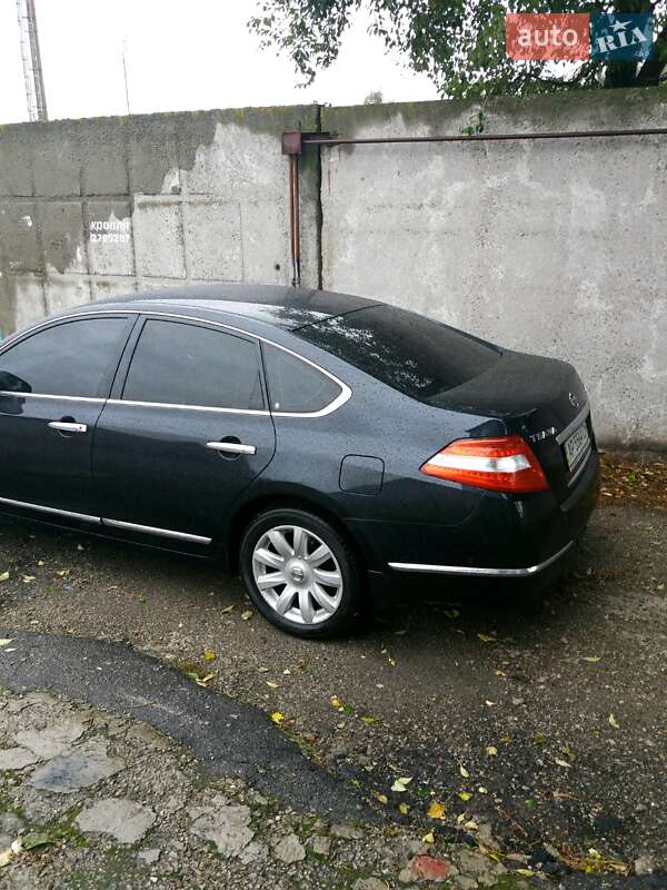 Седан Nissan Teana 2012 в Запорожье
