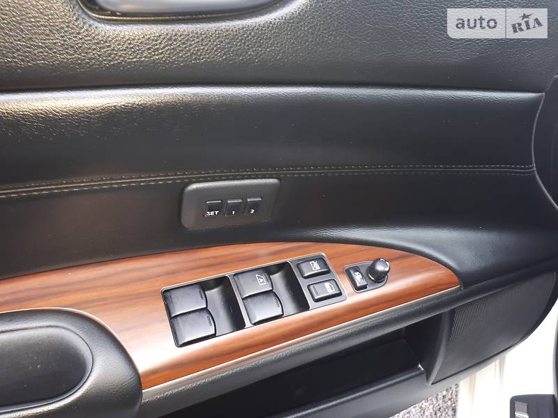 Седан Nissan Teana 2010 в Днепре