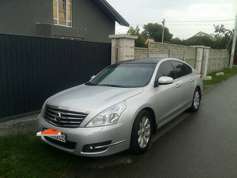 Седан Nissan Teana 2011 в Києві