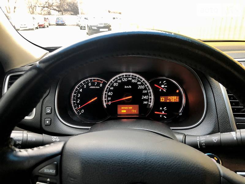 Седан Nissan Teana 2011 в Ужгороді