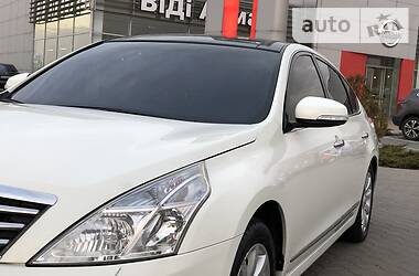 Седан Nissan Teana 2010 в Киеве