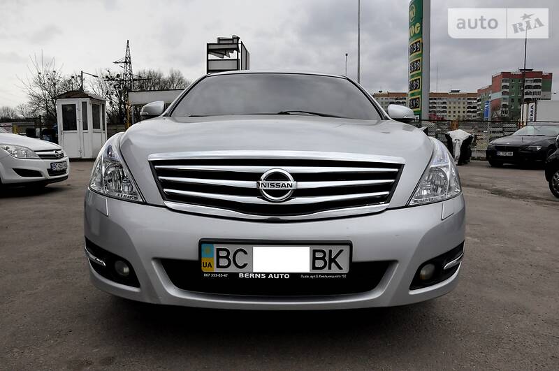 Седан Nissan Teana 2009 в Львові