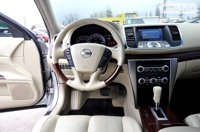 Седан Nissan Teana 2009 в Львові