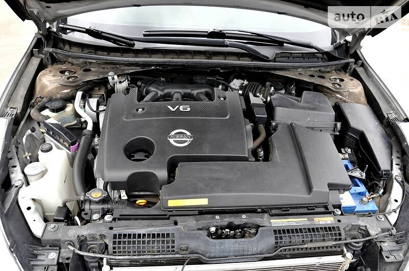 Седан Nissan Teana 2009 в Львові
