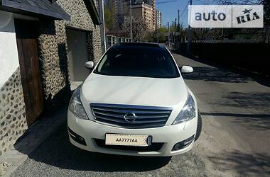 Седан Nissan Teana 2012 в 