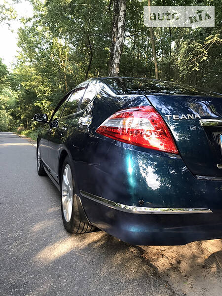 Седан Nissan Teana 2008 в Києві