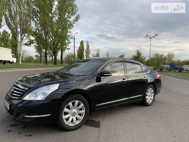 Хэтчбек Nissan Teana 2008 в Кривом Роге