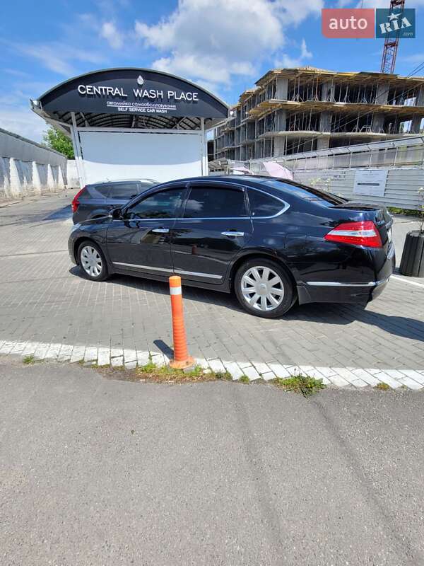 Седан Nissan Teana 2011 в Вінниці