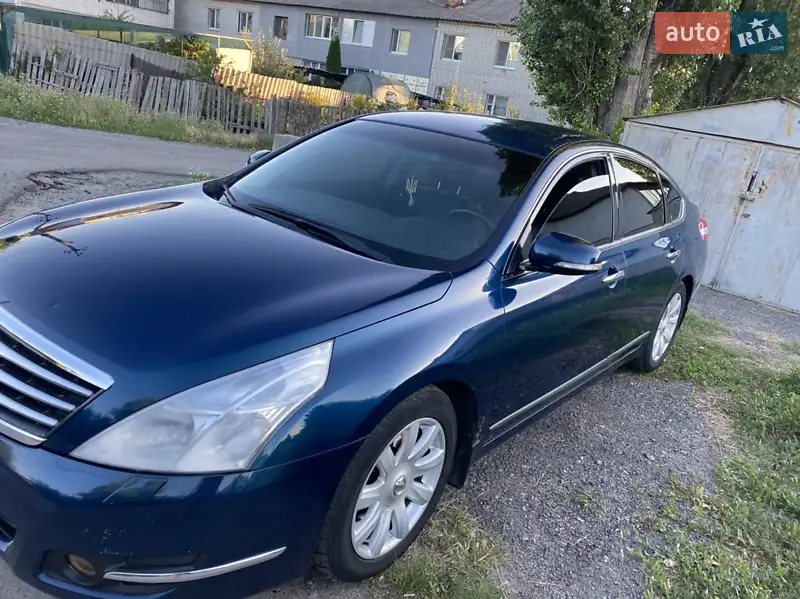 Nissan Teana