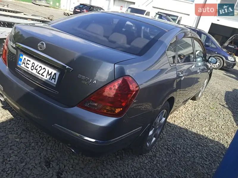 Nissan Teana
