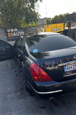 Седан Nissan Teana 2006 в Днепре