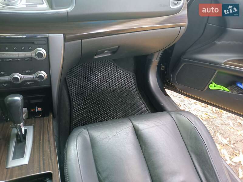 Седан Nissan Teana 2012 в Киеве