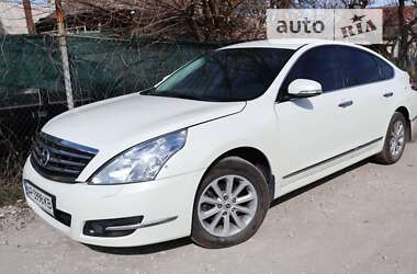 Седан Nissan Teana 2011 в Запорожье