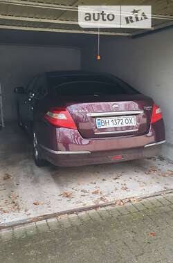 Седан Nissan Teana 2010 в Одессе