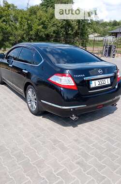 Седан Nissan Teana 2012 в Могилів-Подільському