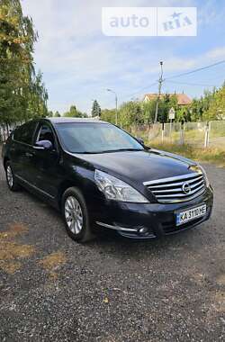 Седан Nissan Teana 2012 в Киеве