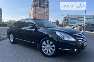 Седан Nissan Teana 2011 в Києві