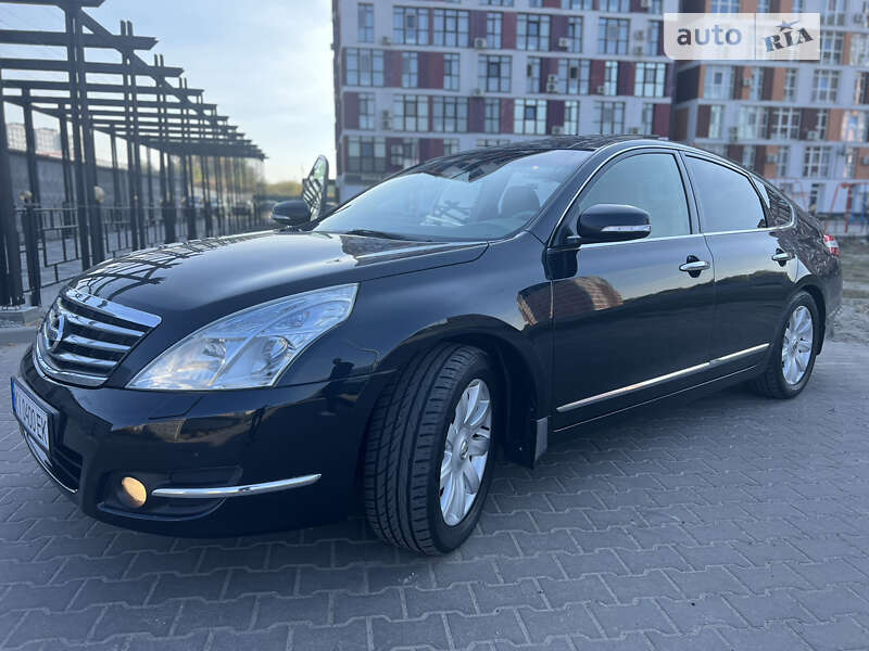 Nissan Teana 2011