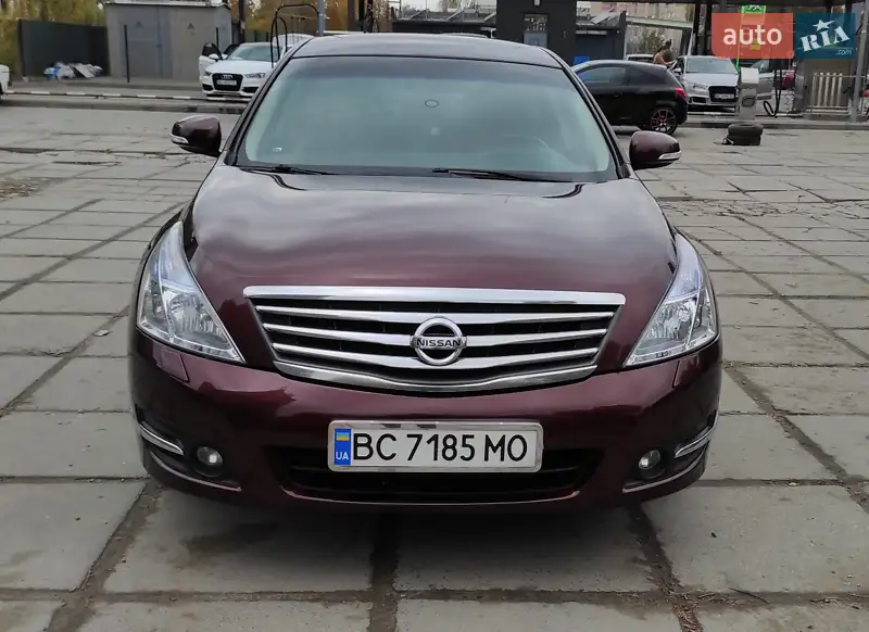 Седан Nissan Teana 2011 в 