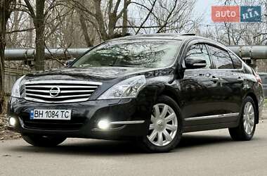 Седан Nissan Teana 2011 в Одессе