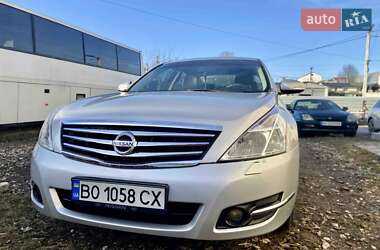 Седан Nissan Teana 2010 в Тернополі