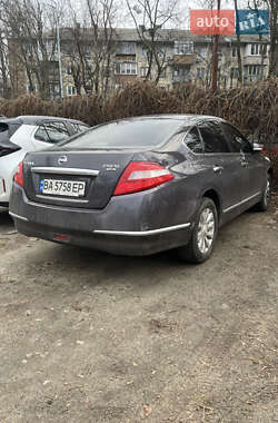 Седан Nissan Teana 2010 в Киеве