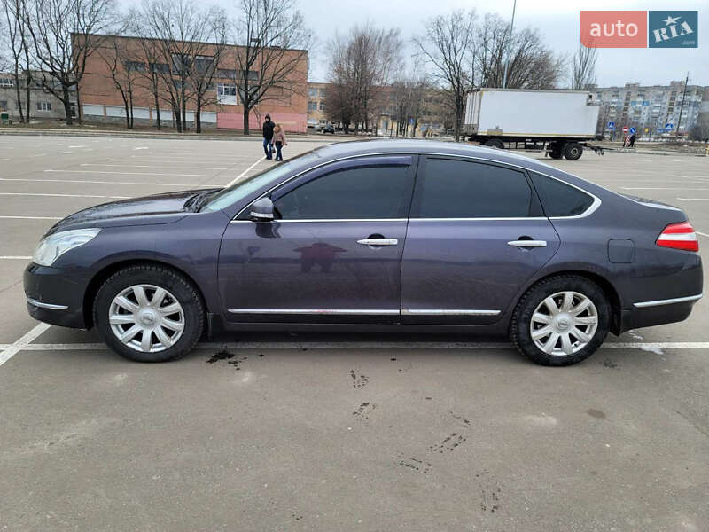 Седан Nissan Teana 2010 в Кропивницком