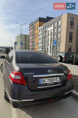 Седан Nissan Teana 2008 в 