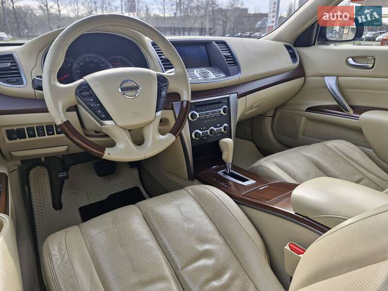 Седан Nissan Teana 2012 в Николаеве