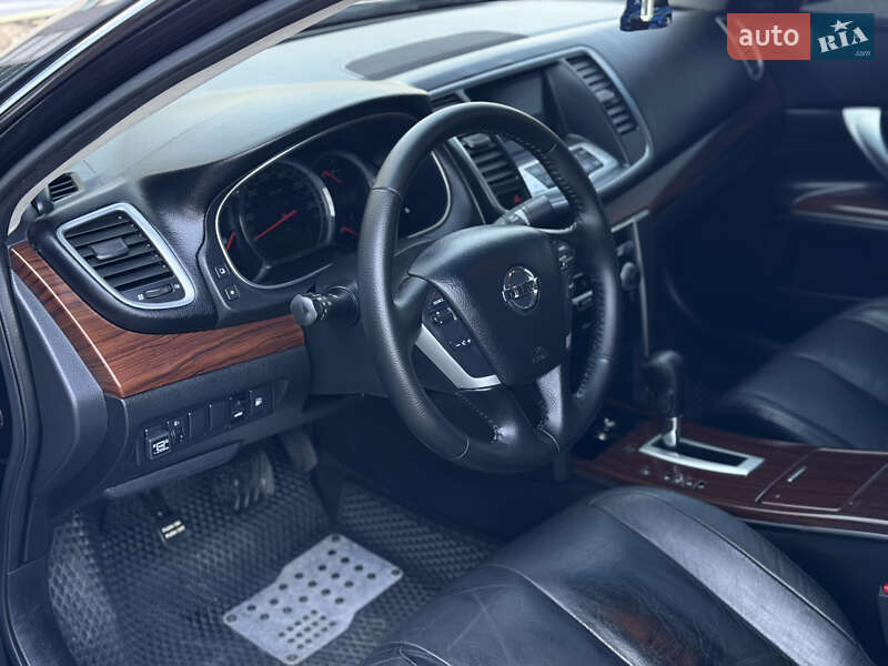 Седан Nissan Teana 2010 в Днепре